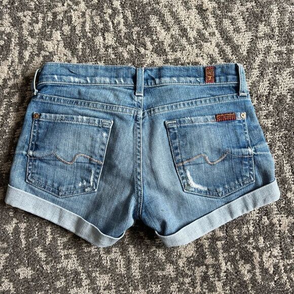7 for all mankind shorts. Size 25. - Picture 3 of 3